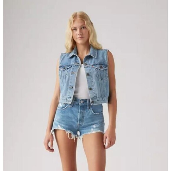 Levi's Pants - Levi’s 501 Original Fit High Rise Distressed Cutoff Shorts W26
